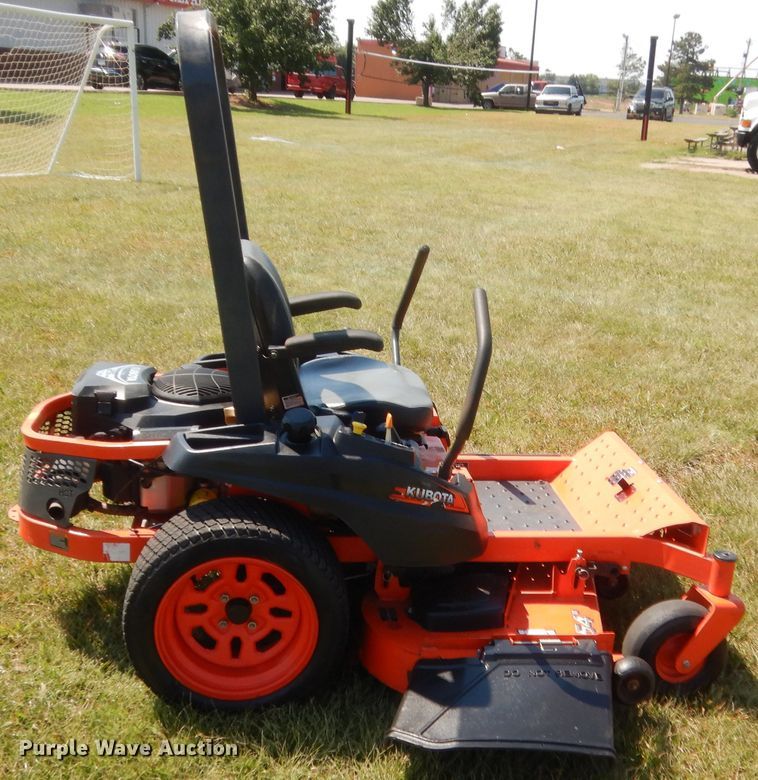 image for item IT9504 Kubota Z125SKH  ZTR lawn mower
