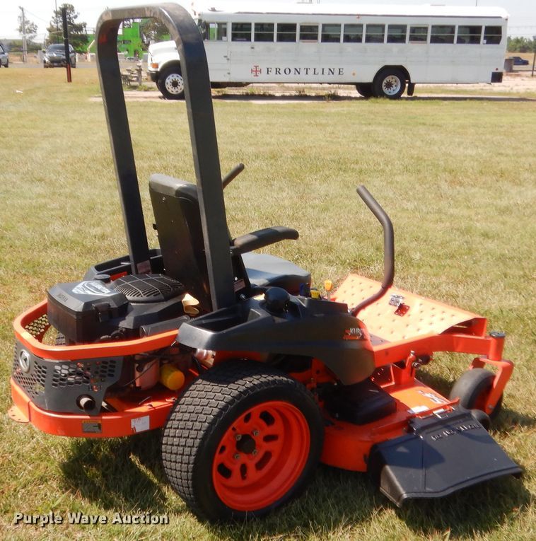 image for item IT9504 Kubota Z125SKH  ZTR lawn mower