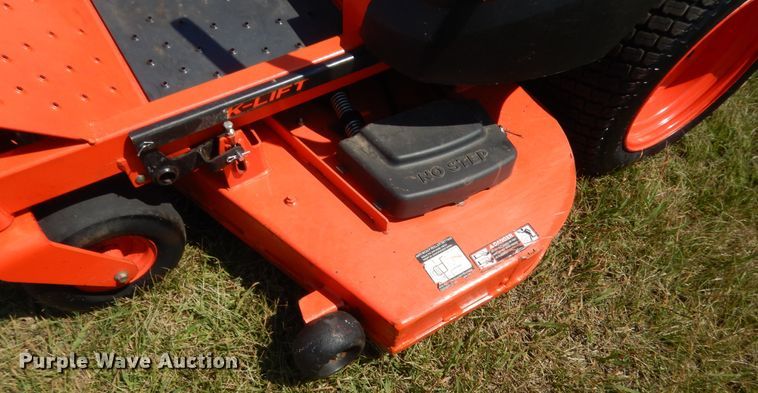 image for item IT9504 Kubota Z125SKH  ZTR lawn mower