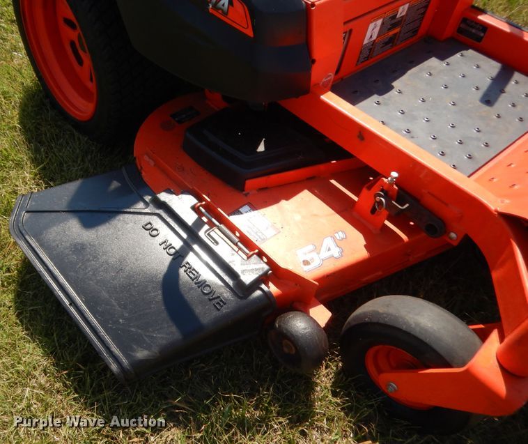 image for item IT9504 Kubota Z125SKH  ZTR lawn mower