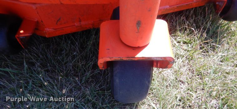 image for item IT9504 Kubota Z125SKH  ZTR lawn mower