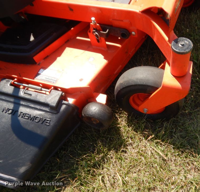 image for item IT9504 Kubota Z125SKH  ZTR lawn mower