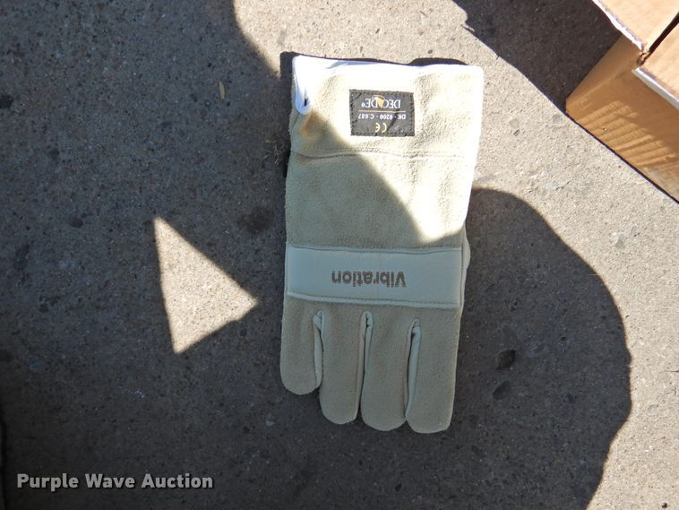 image for item JX9935 Anti-vibration gloves