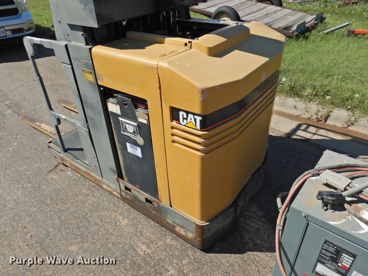 image for item JX9941 Caterpillar NOR30  order picker