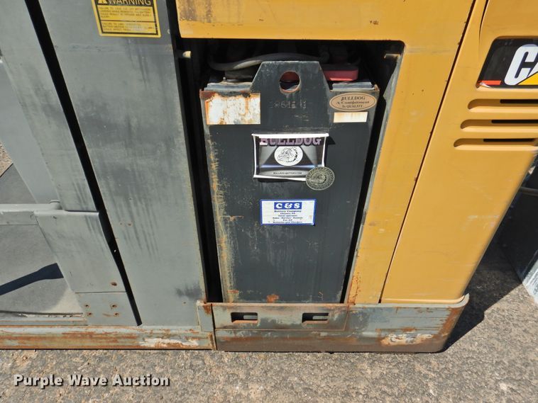 image for item JX9941 Caterpillar NOR30  order picker