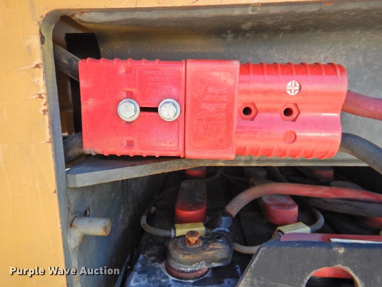 image for item JX9941 Caterpillar NOR30  order picker