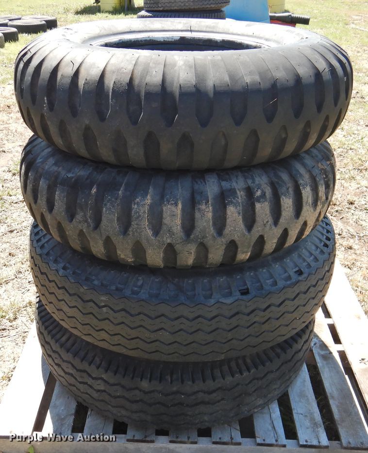 image for item JX9942 (9) tires
