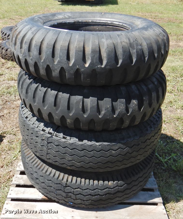 image for item JX9942 (9) tires