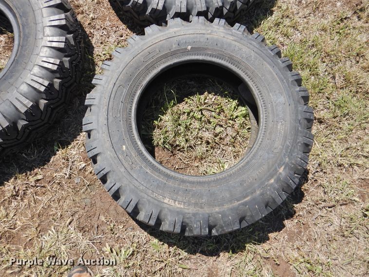 image for item JX9943 (5) tires