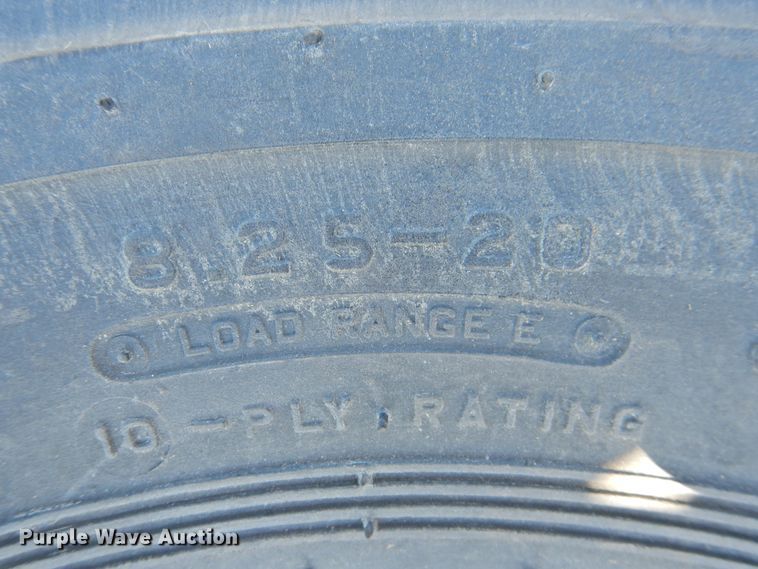 image for item JX9943 (5) tires