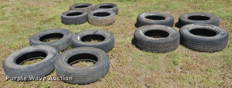 image for item JX9944 (12) tires