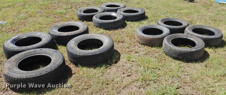 image for item JX9944 (12) tires