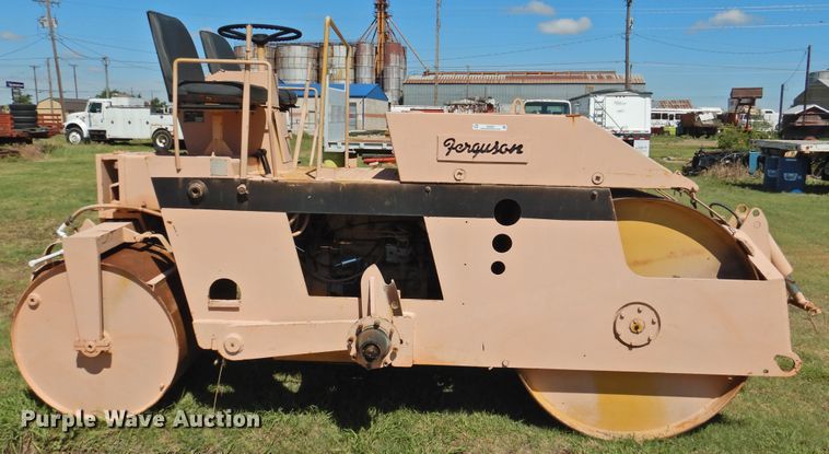 image for item JX9947 Ferguson 46PT  double drum roller