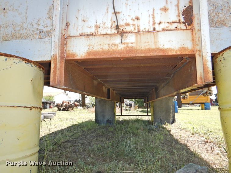 image for item JX9948 Flatbed