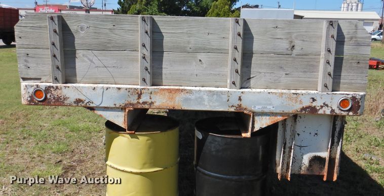 image for item JX9949 Flatbed