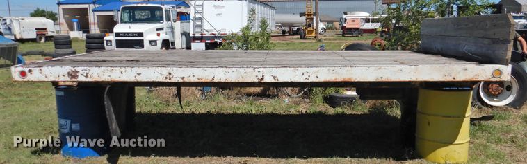 image for item JX9949 Flatbed