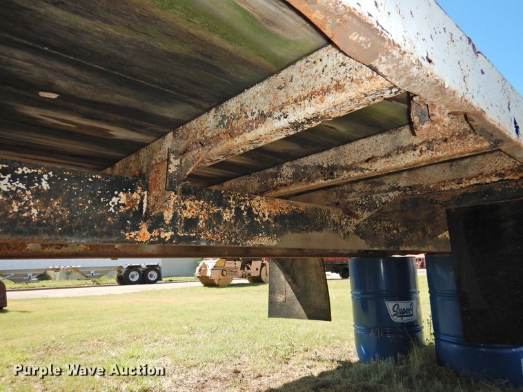 image for item JX9949 Flatbed