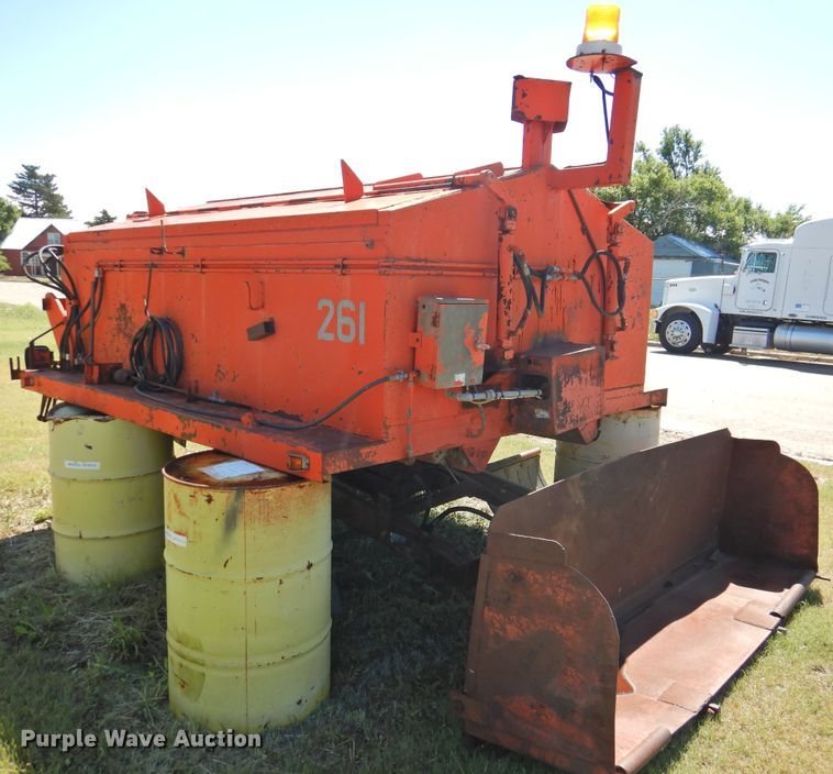 image for item JX9950 Pot hole patcher truck bed