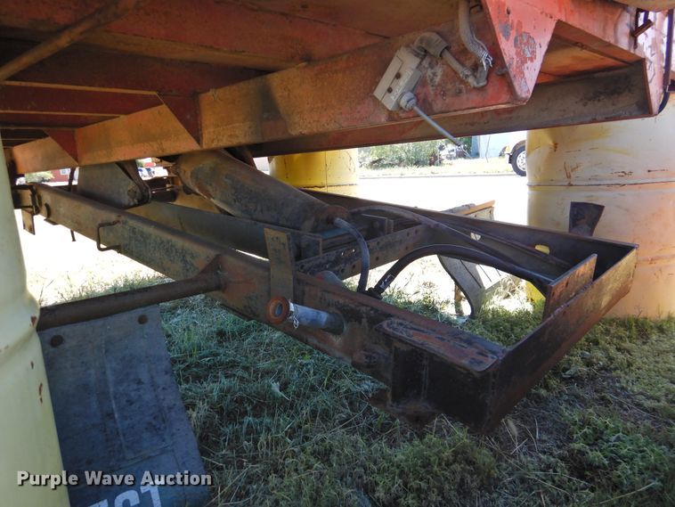 image for item JX9950 Pot hole patcher truck bed