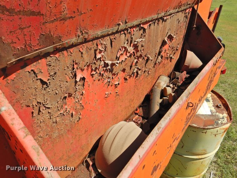 image for item JX9950 Pot hole patcher truck bed