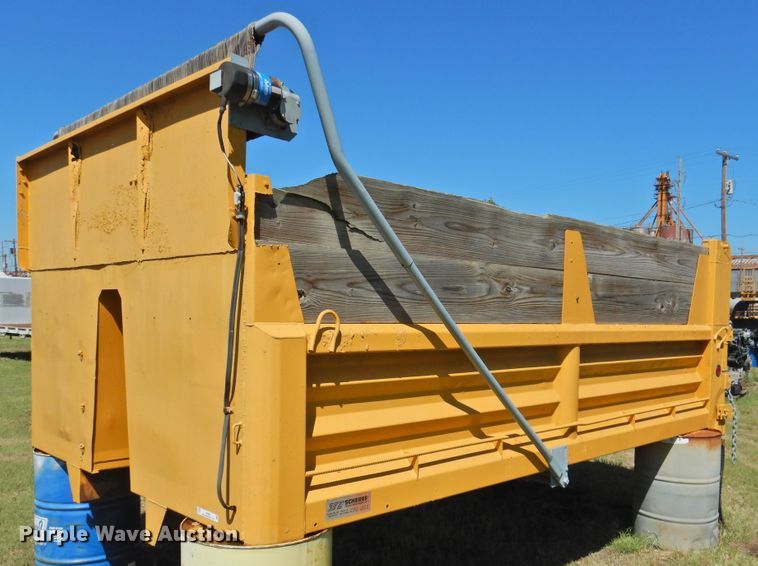 image for item JX9951 Dump bed