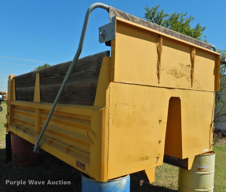 image for item JX9951 Dump bed