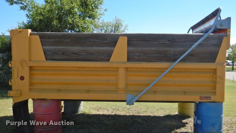 image for item JX9951 Dump bed