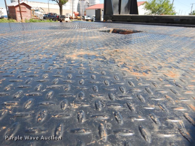 image for item JX9952 CM flatbed