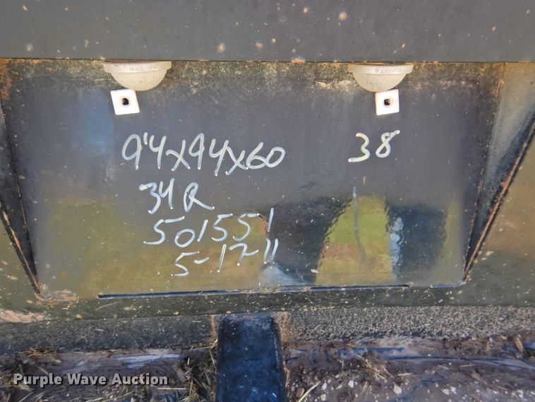 image for item JX9952 CM flatbed