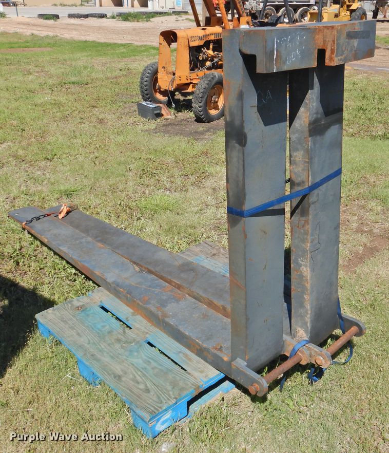 image for item JX9953 8'L forks