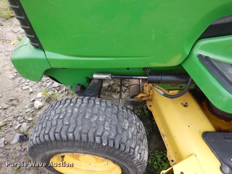 image for item JY9948 John Deere 335  lawn mower