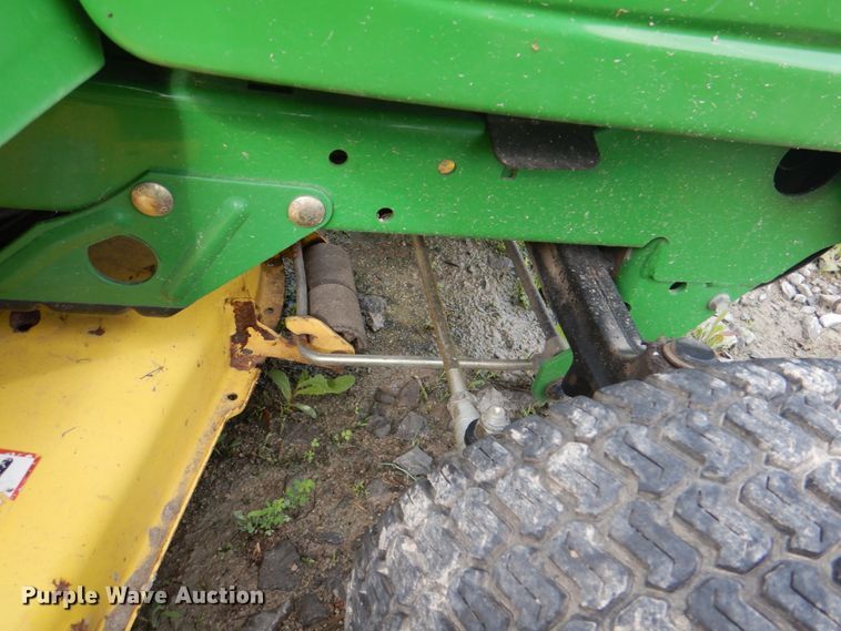 image for item JY9948 John Deere 335  lawn mower