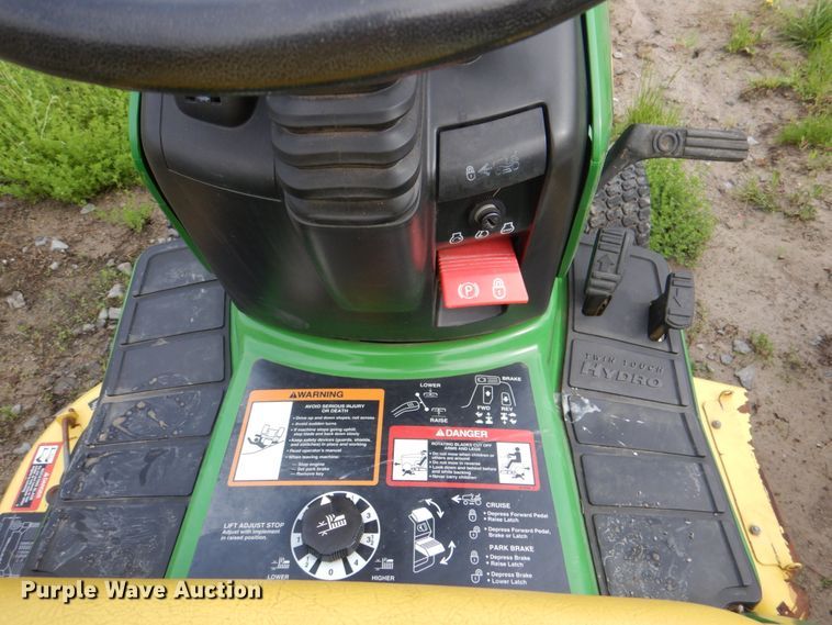 image for item JY9948 John Deere 335  lawn mower