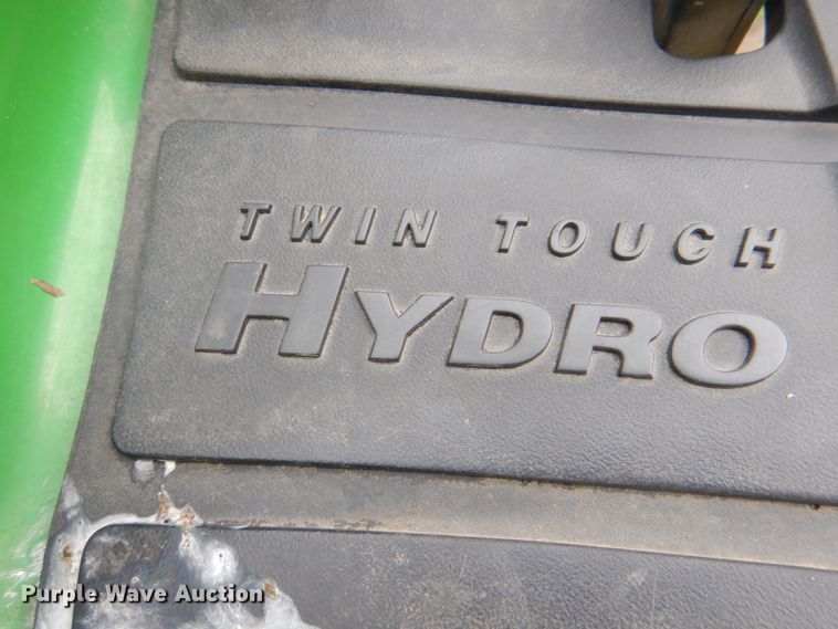 image for item JY9948 John Deere 335  lawn mower