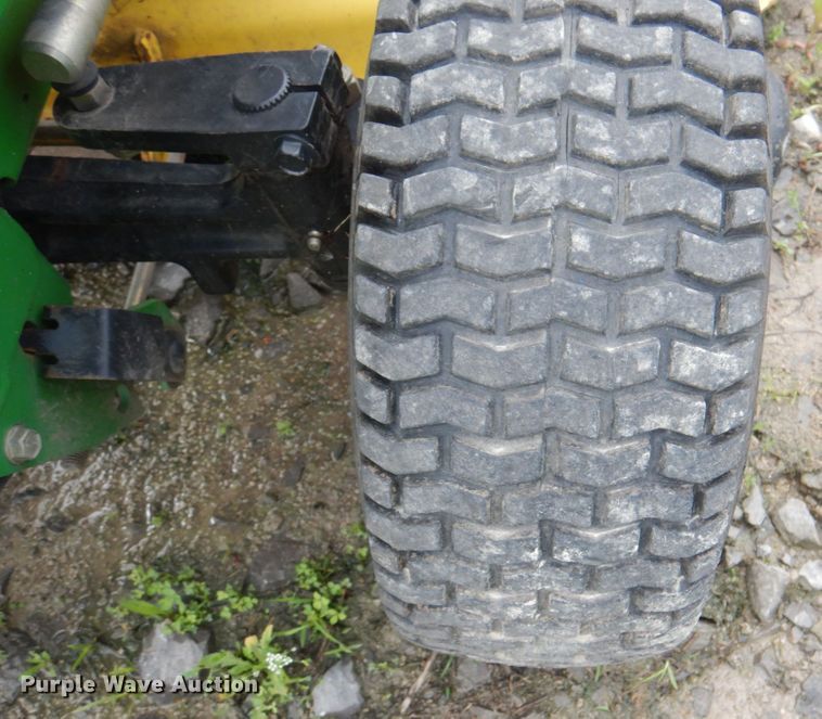 image for item JY9948 John Deere 335  lawn mower