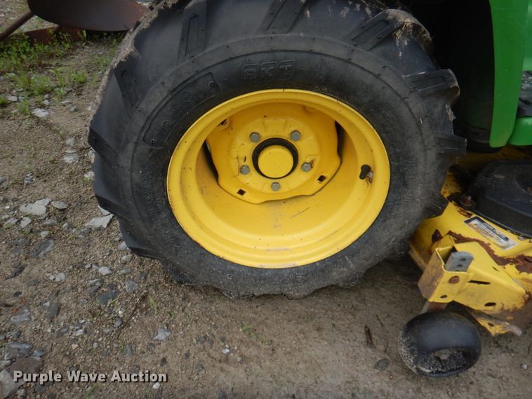 image for item JY9948 John Deere 335  lawn mower