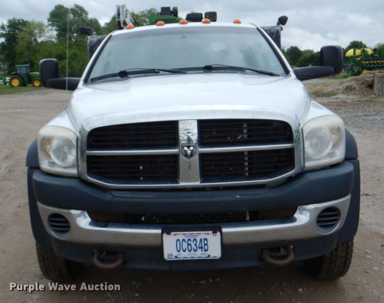 image for item JY9957 2008 Dodge Ram 5500 HD  utility / service truck