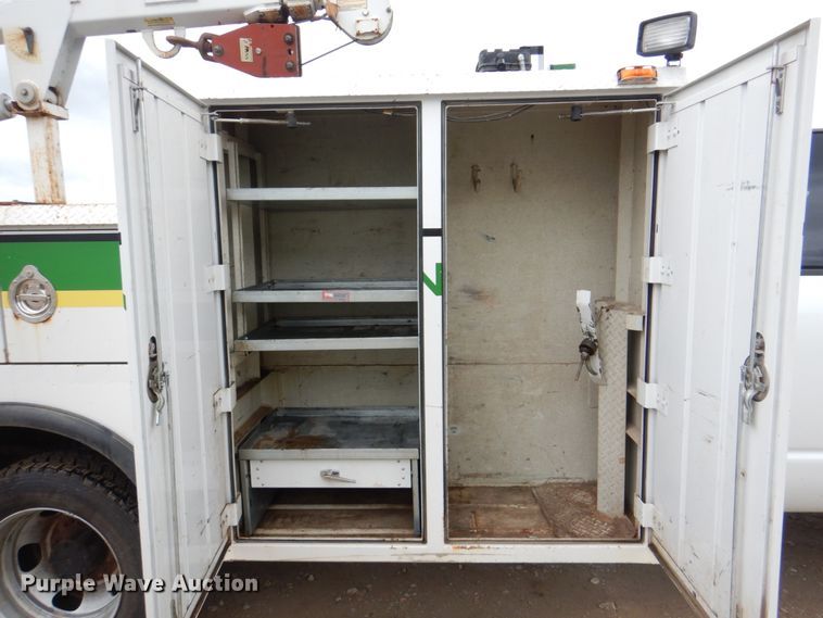 image for item JY9957 2008 Dodge Ram 5500 HD  utility / service truck