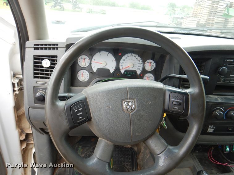 image for item JY9957 2008 Dodge Ram 5500 HD  utility / service truck