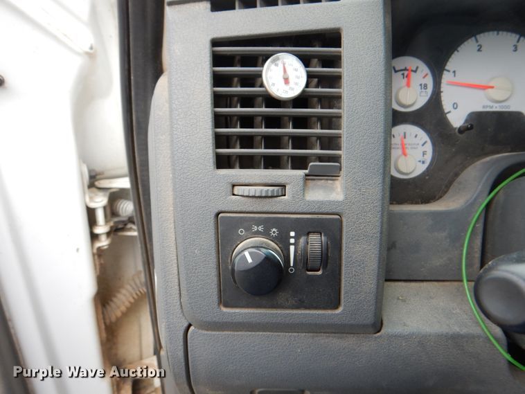 image for item JY9957 2008 Dodge Ram 5500 HD  utility / service truck