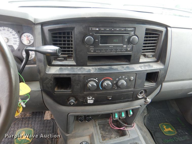 image for item JY9957 2008 Dodge Ram 5500 HD  utility / service truck