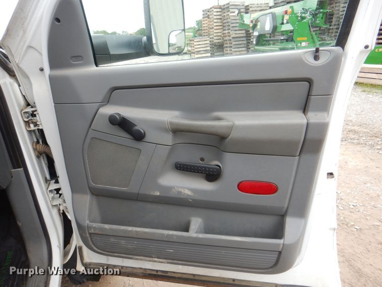 image for item JY9957 2008 Dodge Ram 5500 HD  utility / service truck