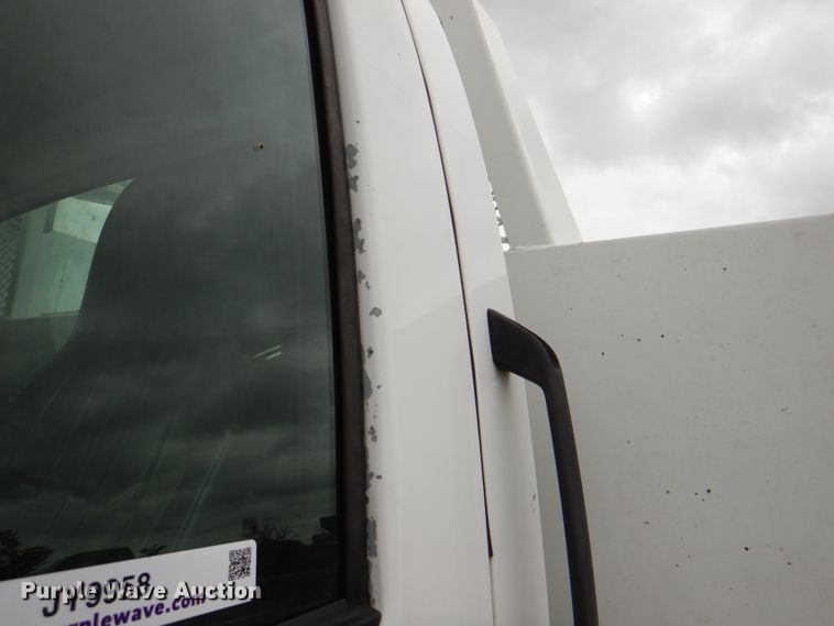 image for item JY9958 2005 GMC C5500  utility / service truck