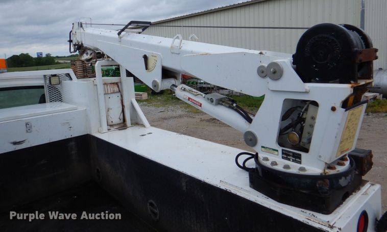 image for item JY9958 2005 GMC C5500  utility / service truck