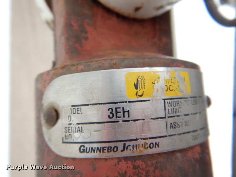 image for item JY9958 2005 GMC C5500  utility / service truck