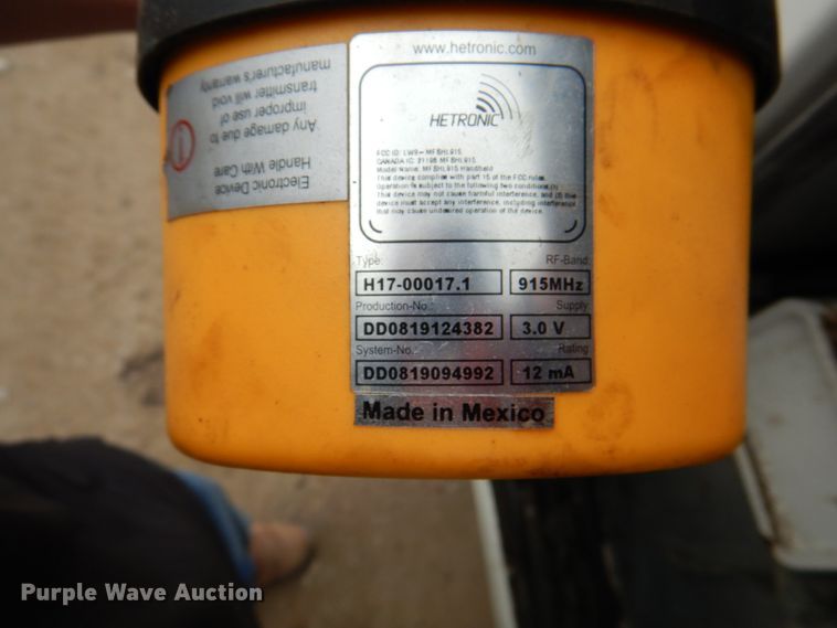 image for item JY9958 2005 GMC C5500  utility / service truck