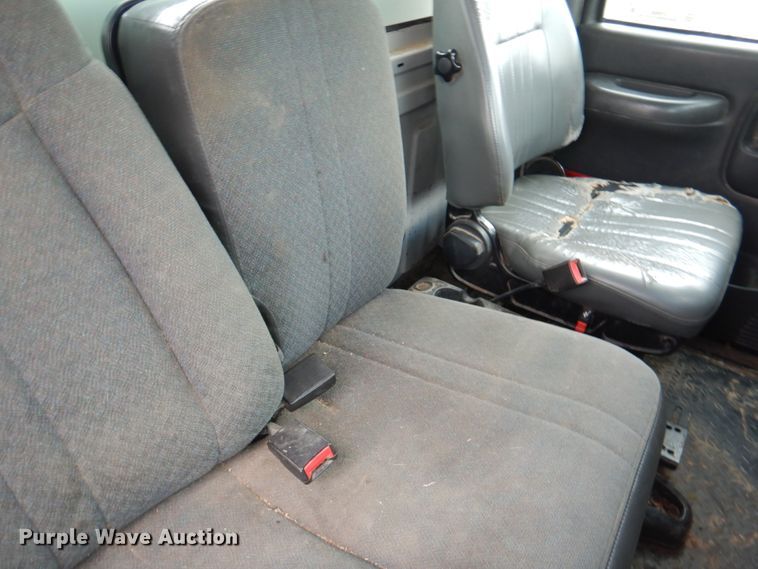 image for item JY9958 2005 GMC C5500  utility / service truck