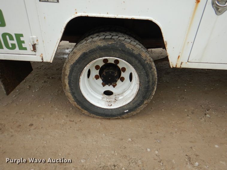 image for item JY9958 2005 GMC C5500  utility / service truck