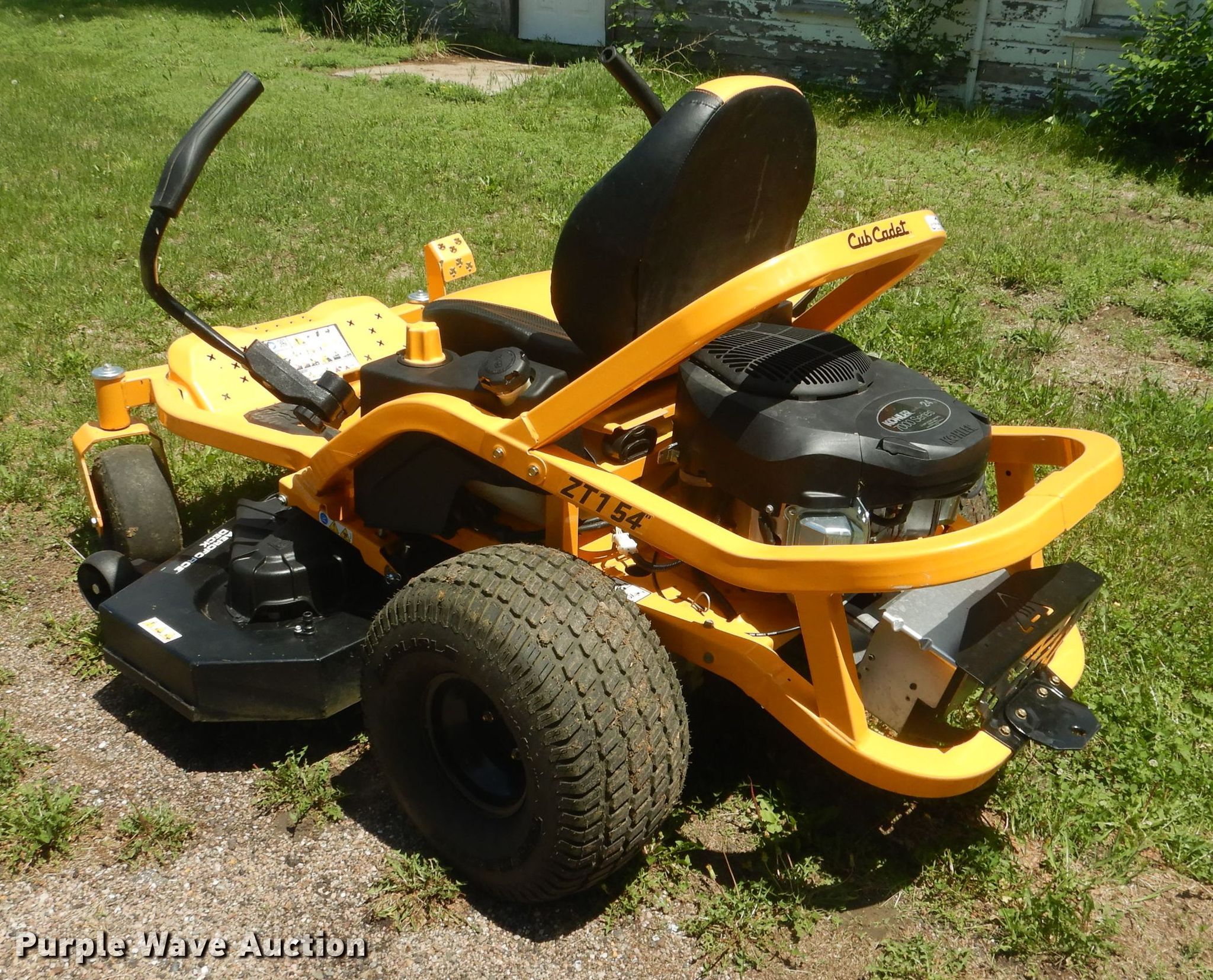 Cub Cadet ZT154 ZTR lawn mower in Edison, NE Item FI9106 sold