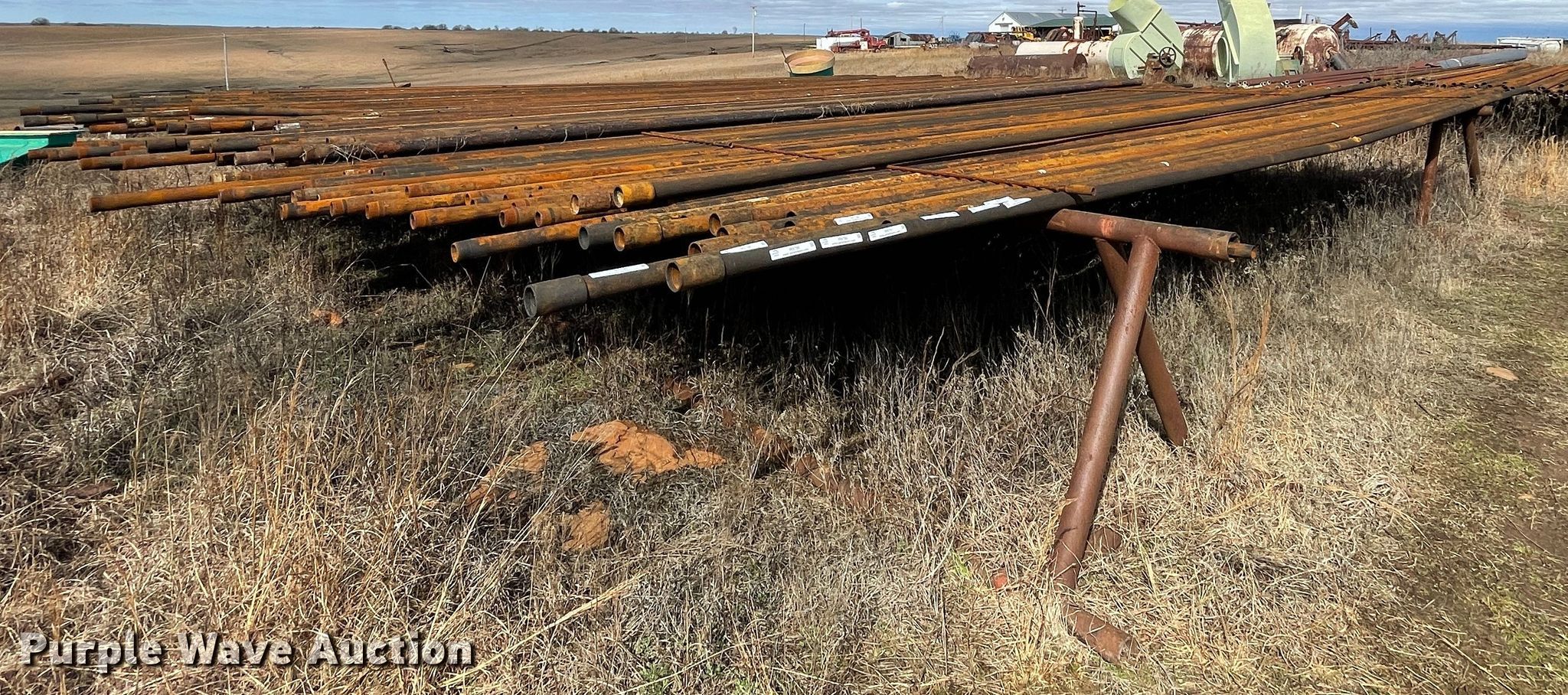 (33) oilfield pipes in Bartlesville, OK Item IR9787 sold Purple Wave